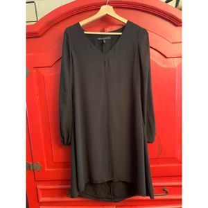 White House Black Market Size 0 Little Black Dress Cold Shoulder Split Front EUC